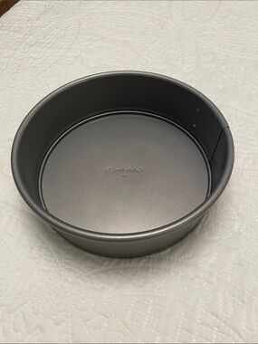 Calphalon 9” Round Springform Cake or Cheesecake Pan Non-Stick Lightly Used
